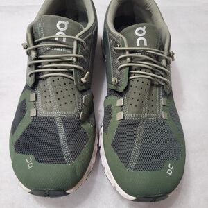 On Cloud 5      Sz 8.5